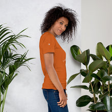 Load image into Gallery viewer, Hawaii Mom Life Short-Sleeve Unisex T-Shirt