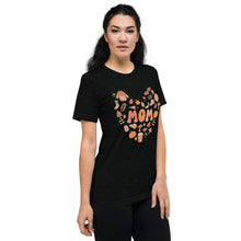 Load image into Gallery viewer, Mom Heart Thanksgiving Short sleeve t-shirt